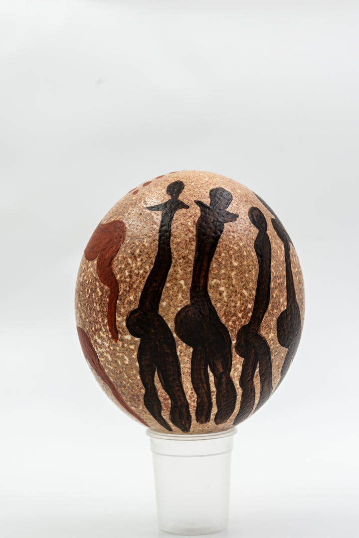 Figures painted on an Ostrich egg.