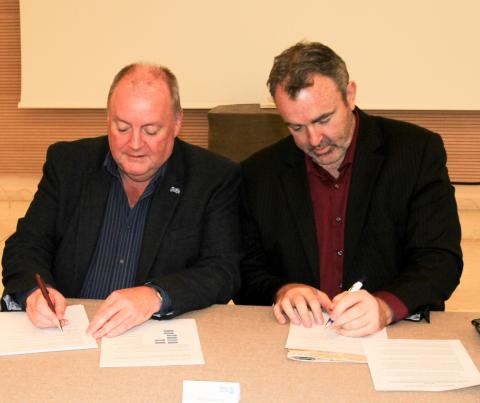 The DGs of SKAO and NRAO sign an agreement