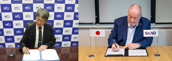 Two pictures side by side. The left one shows NAOJ Director-General Prof. Mamoru Doi signing a document. The right one shows SKAO Director-General Prof. Philip Diamond signing the document with a small Japanese and SKAO flag on the table.