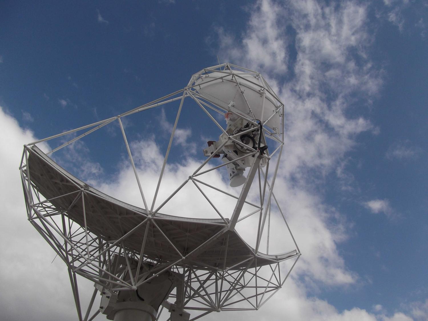 Installation of the first Band 1 receiver at SKA-Mid